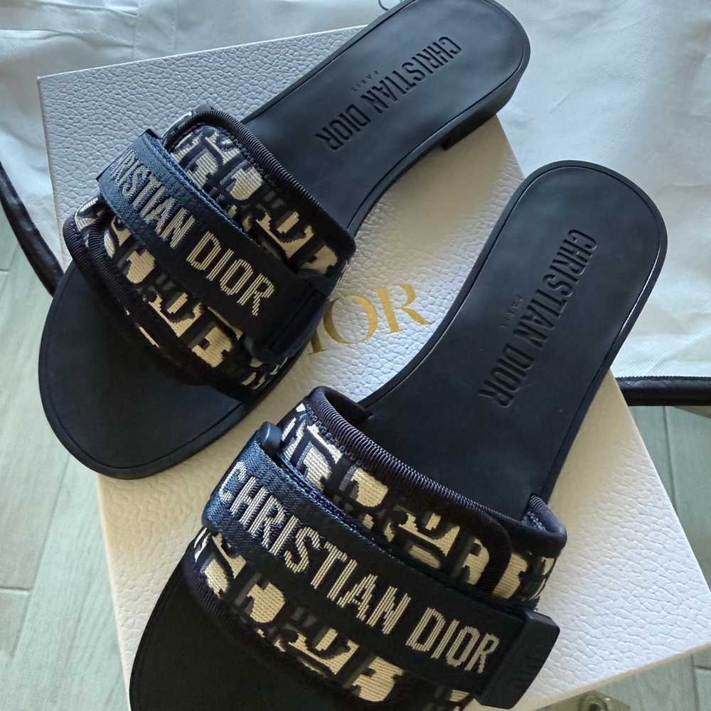 Dior Slides - Picture 2 of 4